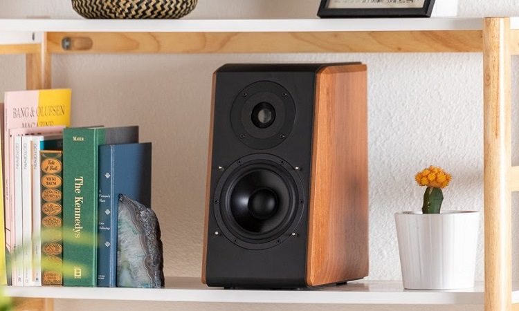 What Is A Good Frequency Response For Bookshelf Speakers?